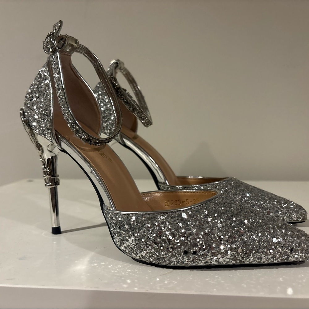 Source Unknown Silver Glitter Heels with Metallic… - image 2